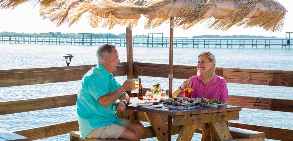 Eating_at_Goodrichs_Restaurant_rgb_72_1 Eating_at_Goodrichs_Restaurant_rgb_72_1